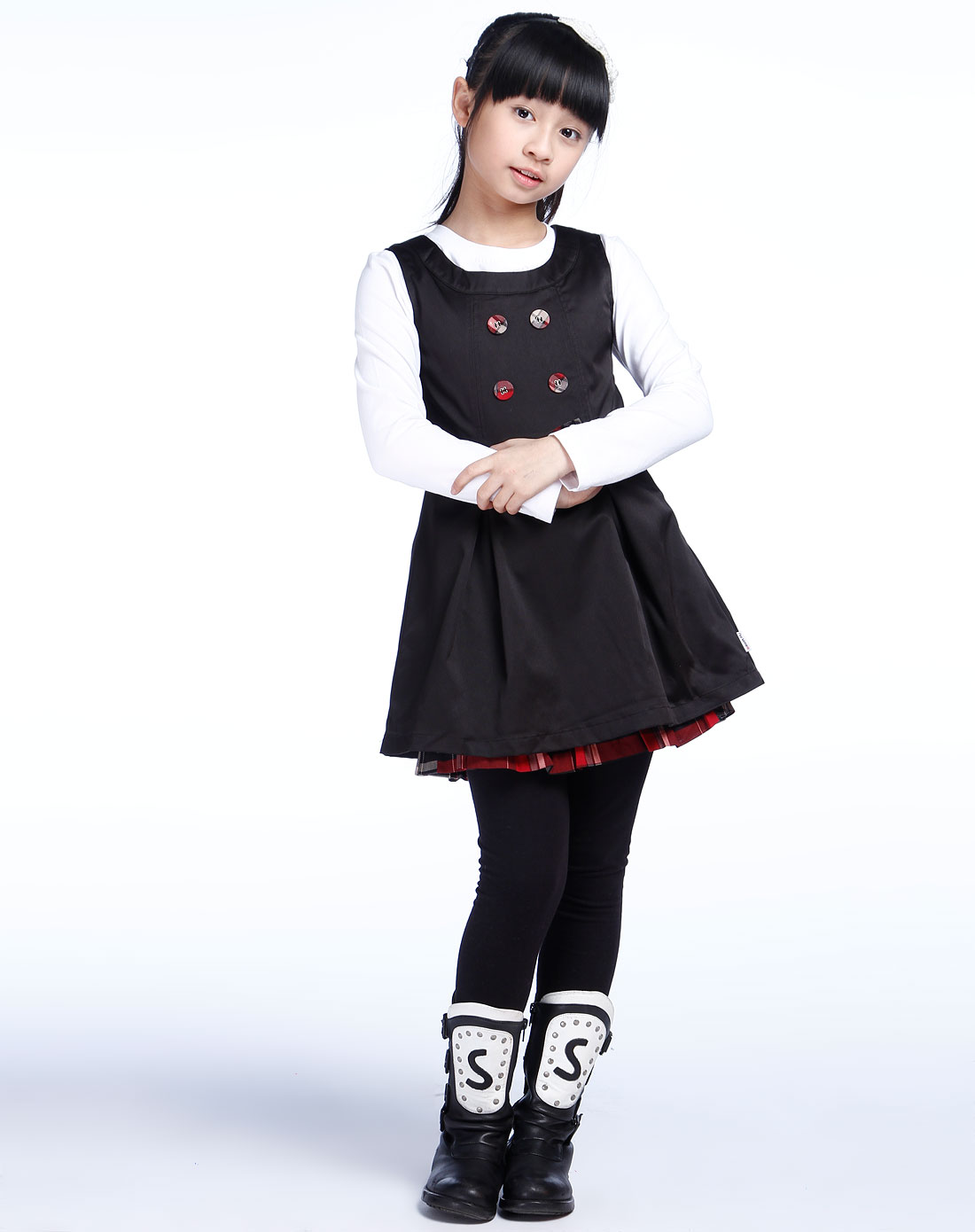 <em>女童</em>黑色<em>背心裙</em>_米斯维尼