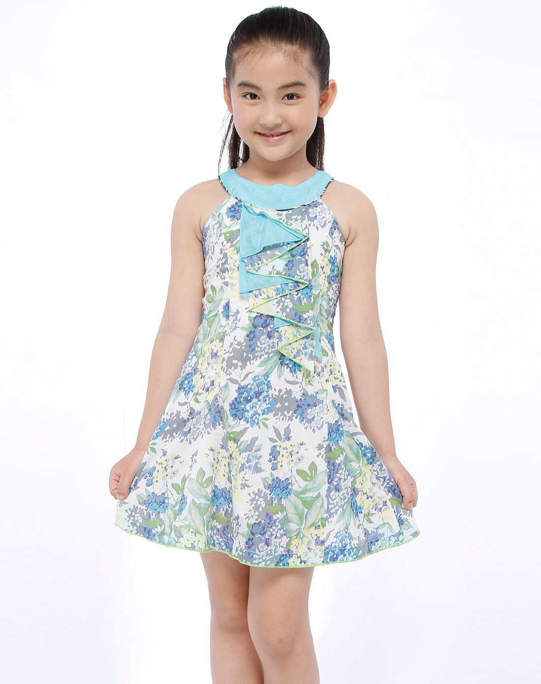 <em>女童</em>湖水<em>蓝色</em>花色吊带<em>连衣裙</em>