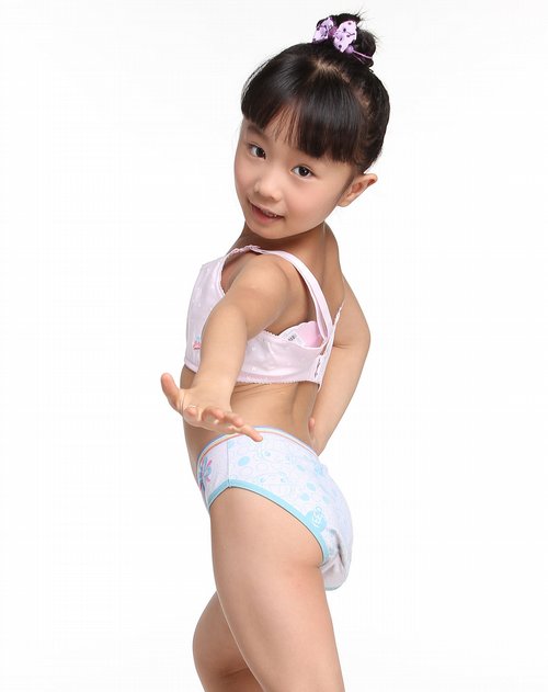 史努比SNOOPY-女童粉红<em>色</em>心形印花吊带<em>内衣</em>