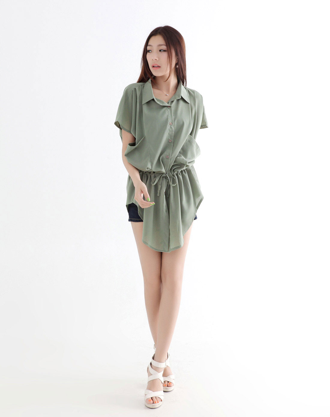 <em>韩都衣舍HSTYLE</em>女绿色纯色长款抽绳短袖衬衫