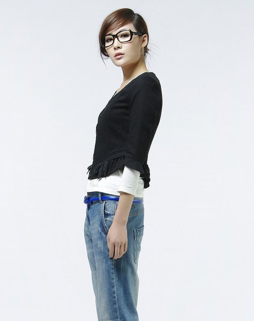 女性日记LADY'S DIARY<em>女款</em>黑色圆领<em>中袖</em>甜美