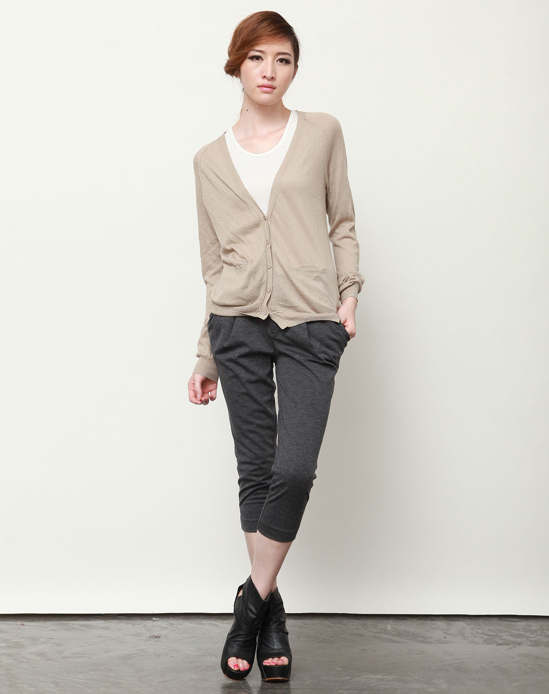 女性日记LADY'S DIARY女款<em>米色</em>简约<em>针织开衫</em>