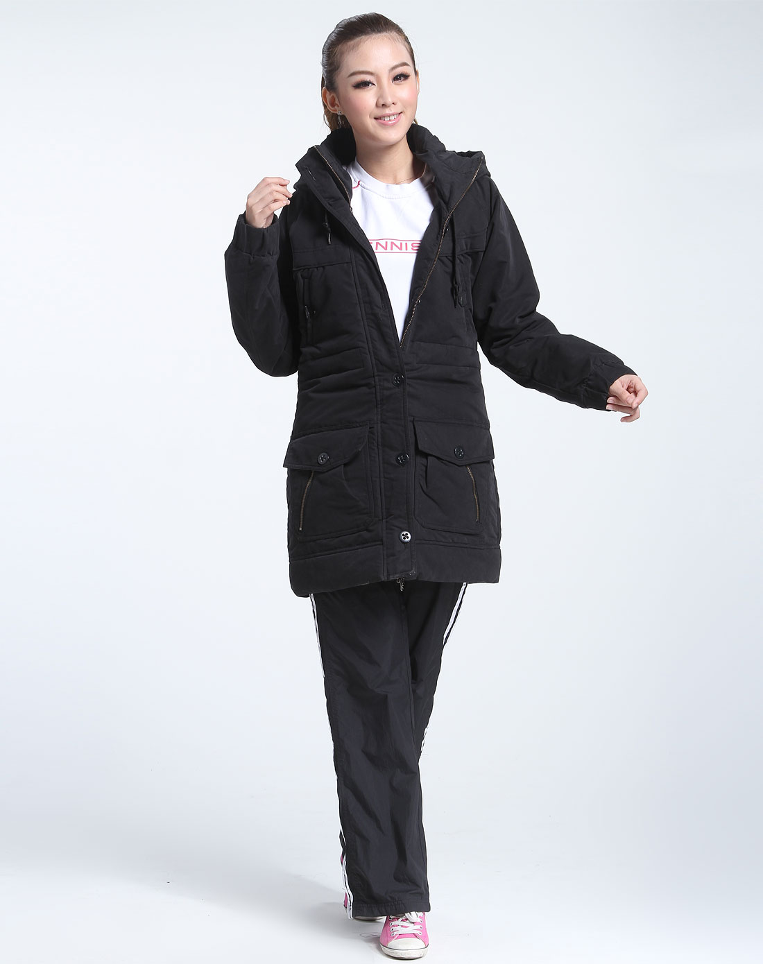 <em>阿迪达斯adidas女款黑色</em>连帽长袖休闲棉<em>外套</em>P