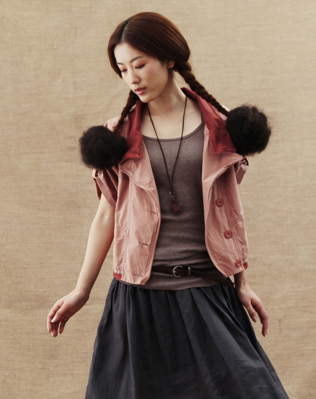  茵曼 INMAN红驼色个性时尚短袖外套82104201