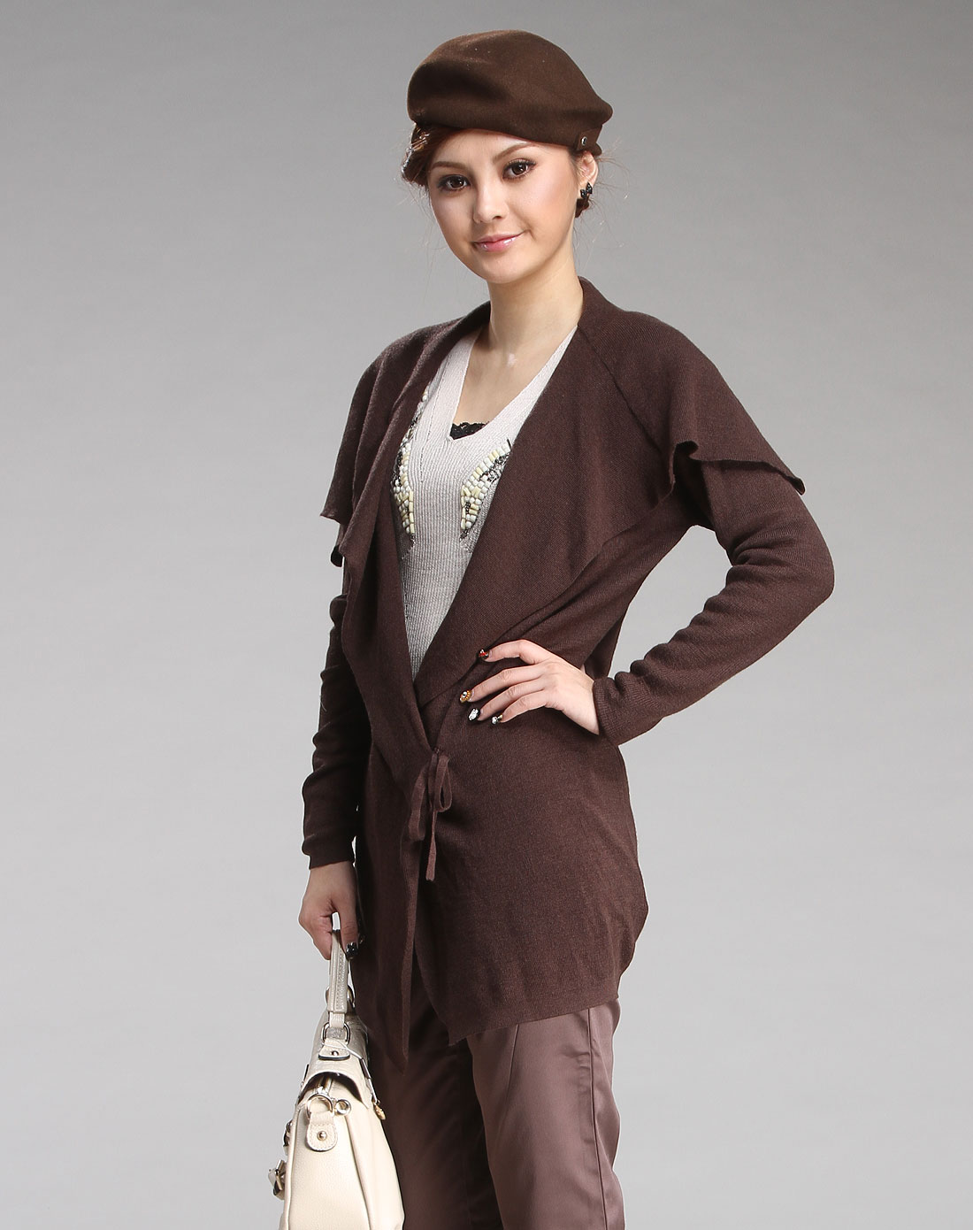 斯贤SEE SHINE女款<em>咖啡色长开衫</em>SDWM017