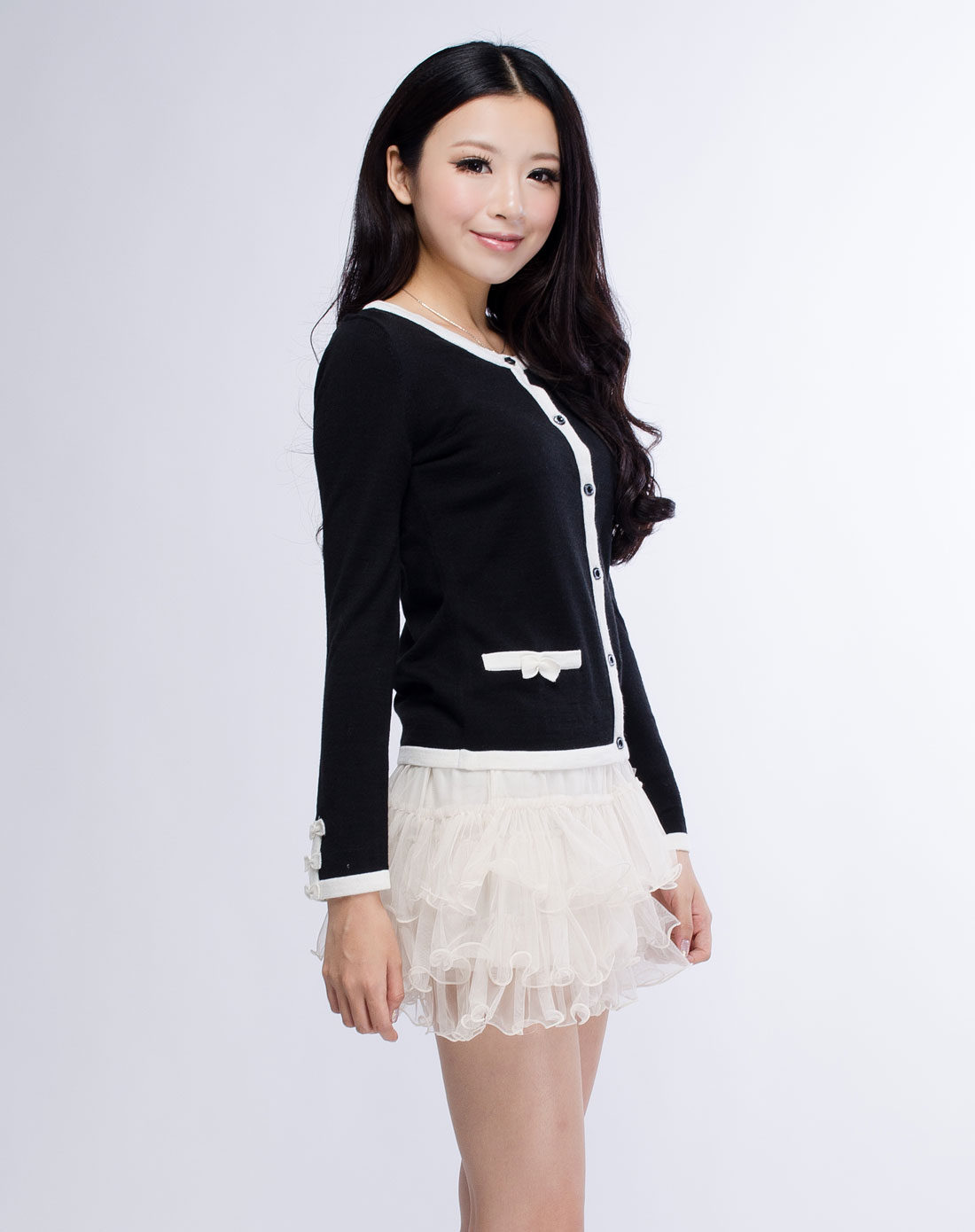 艾金诺USS AZINO-香奈儿风格<em>时尚</em>百搭<em>毛衣开</em>