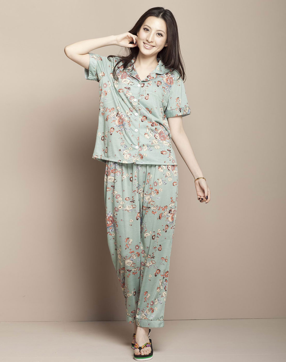 芮儿RIA浅绿高品质家居女式<em>睡衣</em>套装QA2300