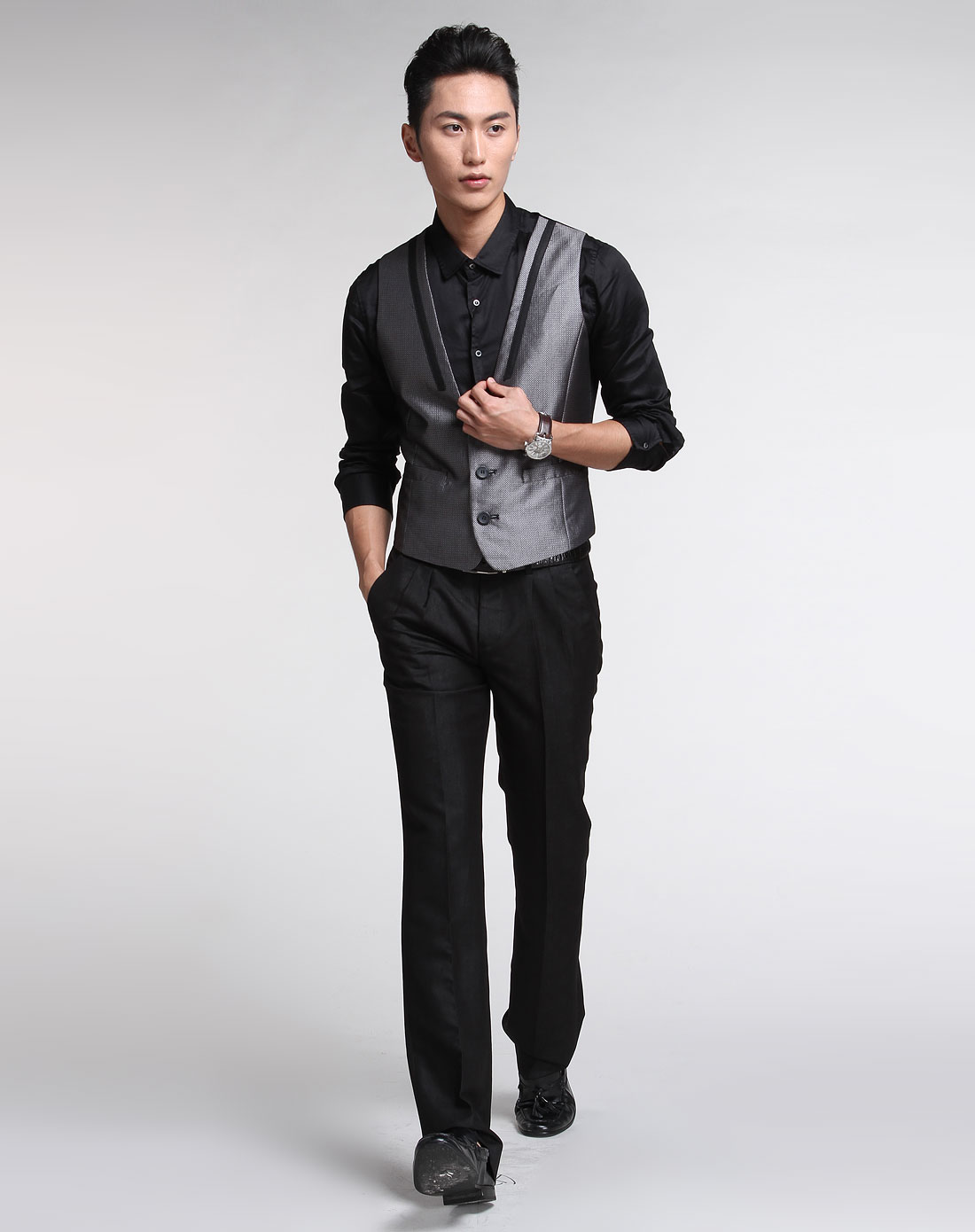 马克华菲Mark Fairwhale JEANS灰黑色<em>时尚马</em>