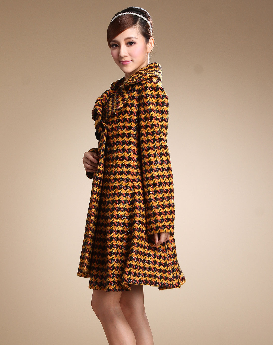 <em>我爱露露</em>LuLualways黑黄色时尚条纹长袖大衣