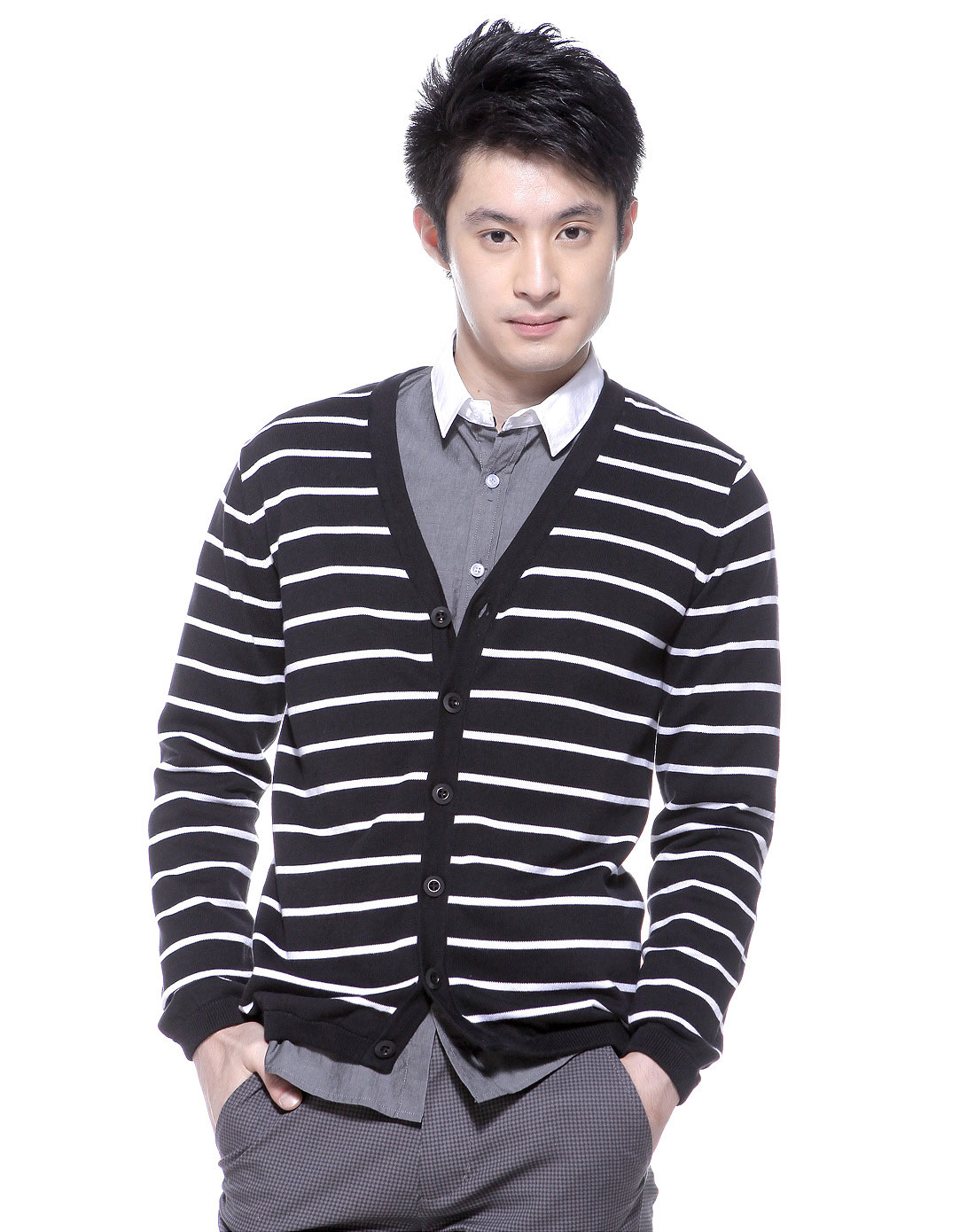 欧莱诺olomo<em>男黑白</em>条都市新贵<em>条纹</em>针织<em>开衫</em>M