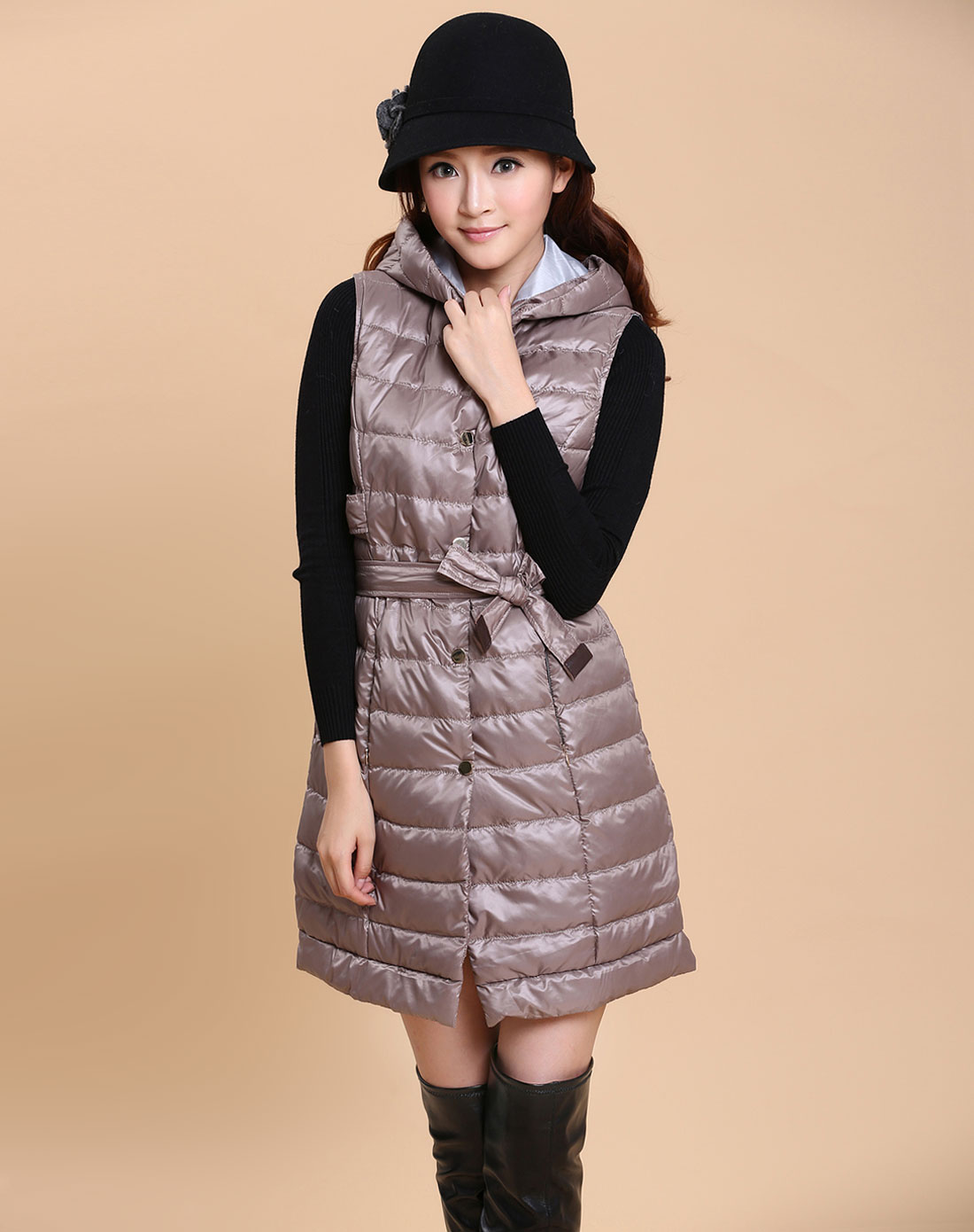 卡柏迪chicabooti横条纹时尚连帽<em>长款羽绒马夹</em>