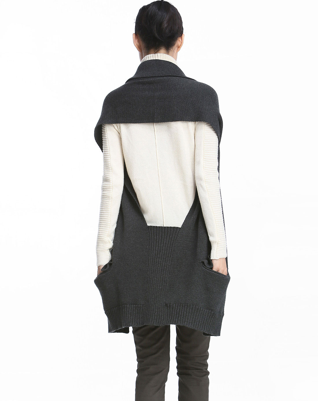 艾米Amii碳灰色时尚个性<em>毛织马甲</em>112408488