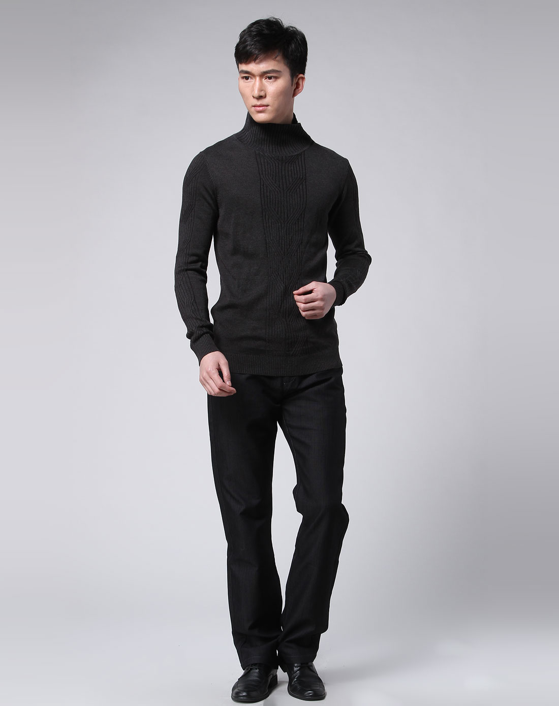 旗牌王KIPONE男女装<em>男款</em>黑色时尚<em>高领</em>长袖毛