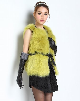 艾奇AIQI皮草专场<em>女款</em>黄绿色<em>时尚马甲</em>YP-381