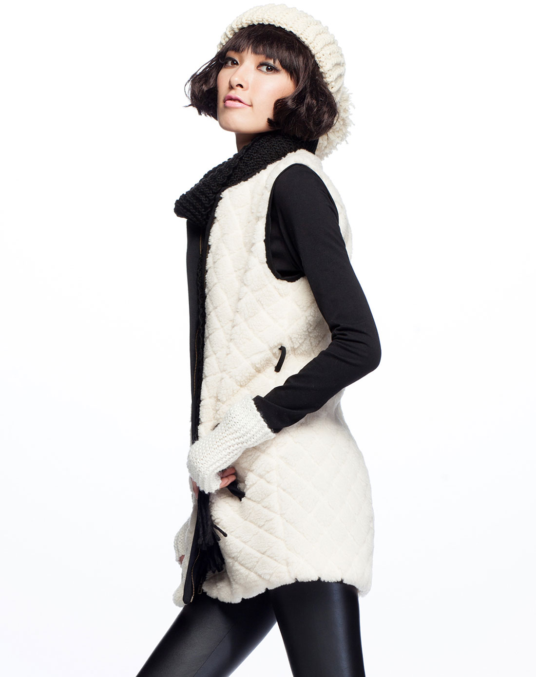 七格格旗下品牌<em>OTHER MIX</em> 米色加绒<em>马夹</em>12M