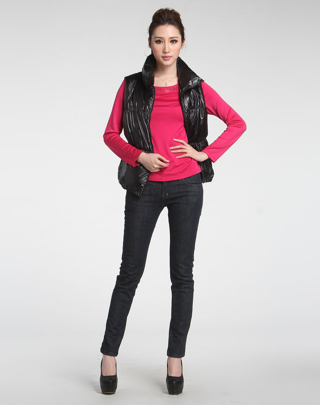 玛拉葩塔MALABATA黑色<em>修身羽绒马甲</em>MA104