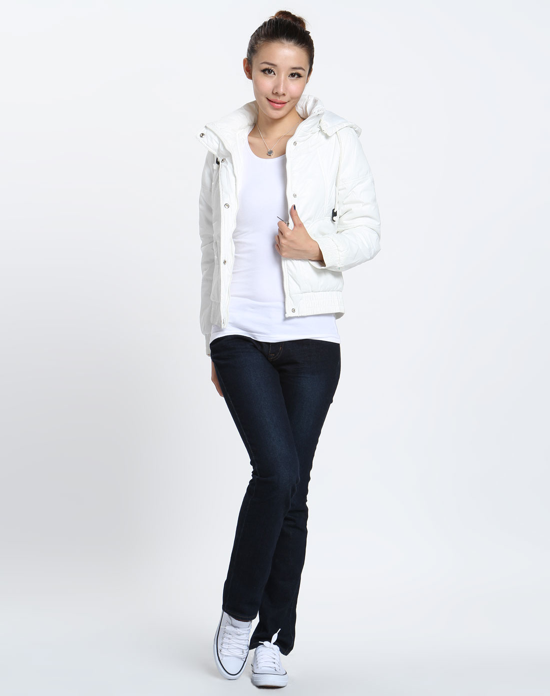 森马-女装<em>女款白色</em>拉链长袖<em>棉服</em>