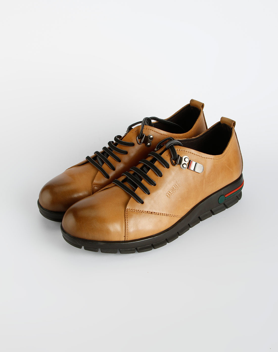 公牛巨人bull土黄色系带尖头休闲皮鞋