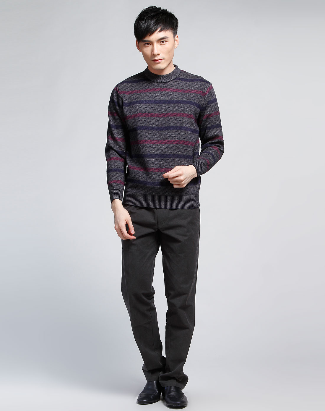 昊意男士专场深灰/蓝混色加厚简约长袖羊毛衫