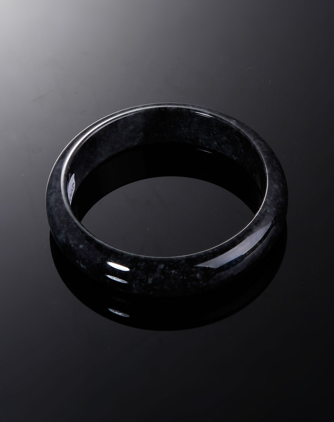 博金珠宝贵重专场黑绿色翡翠缤纷四季黑翠手镯