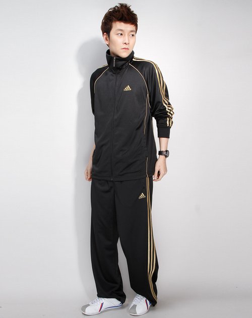 阿迪达斯adidas男款黑/金色拉链长袖运动套装_唯品会名牌时尚折扣网