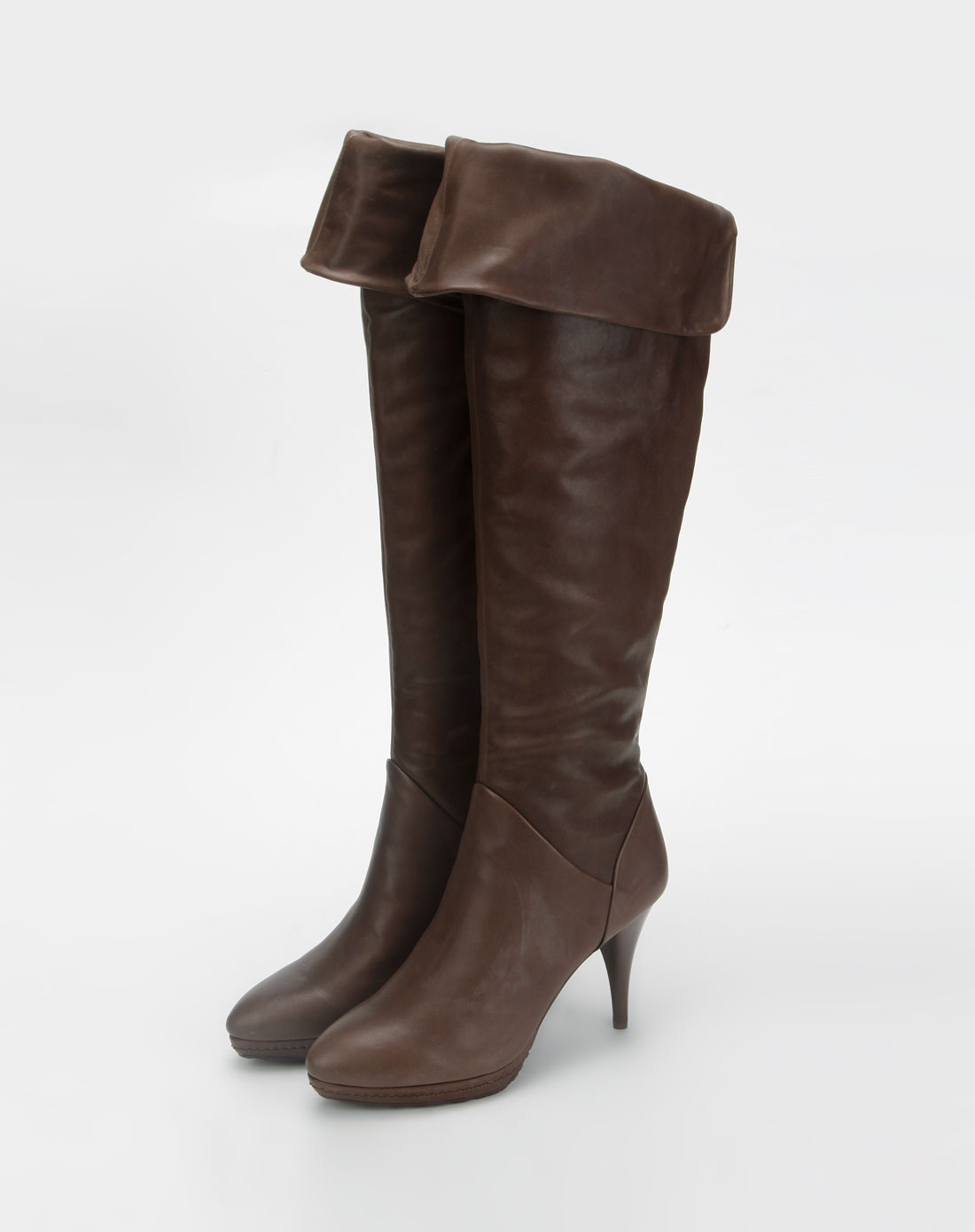 思加图staccato浅啡色油蜡高跟长皮靴