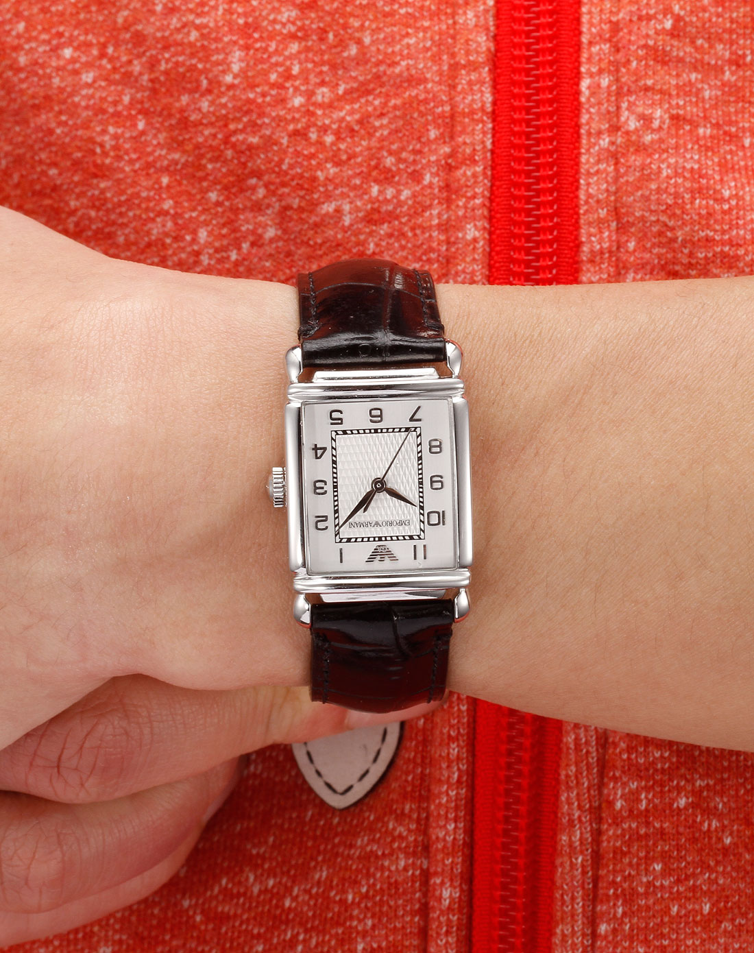 名表专场emporio armani女款白/黑色方形时尚手表