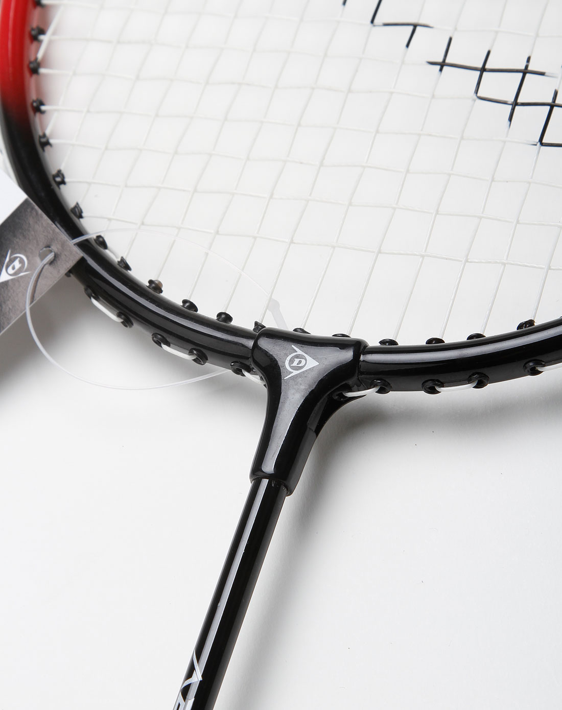 邓禄普dunlop男装专场中性黑/红色羽毛球拍(有线)