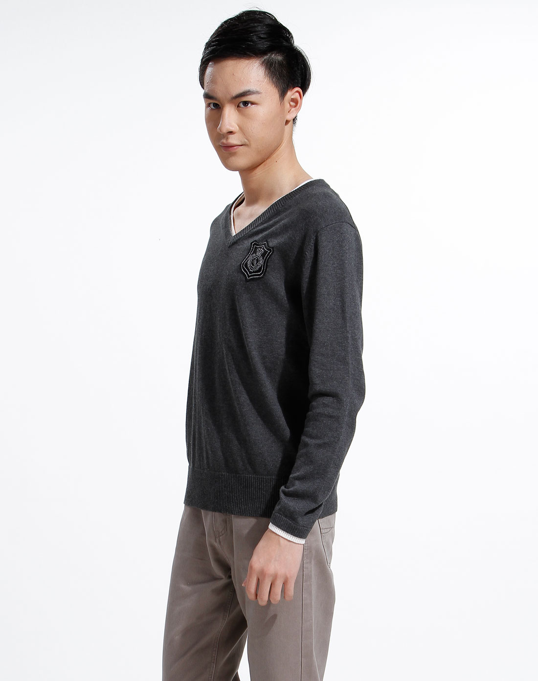 艾夫斯男装青灰色v领长袖线衫