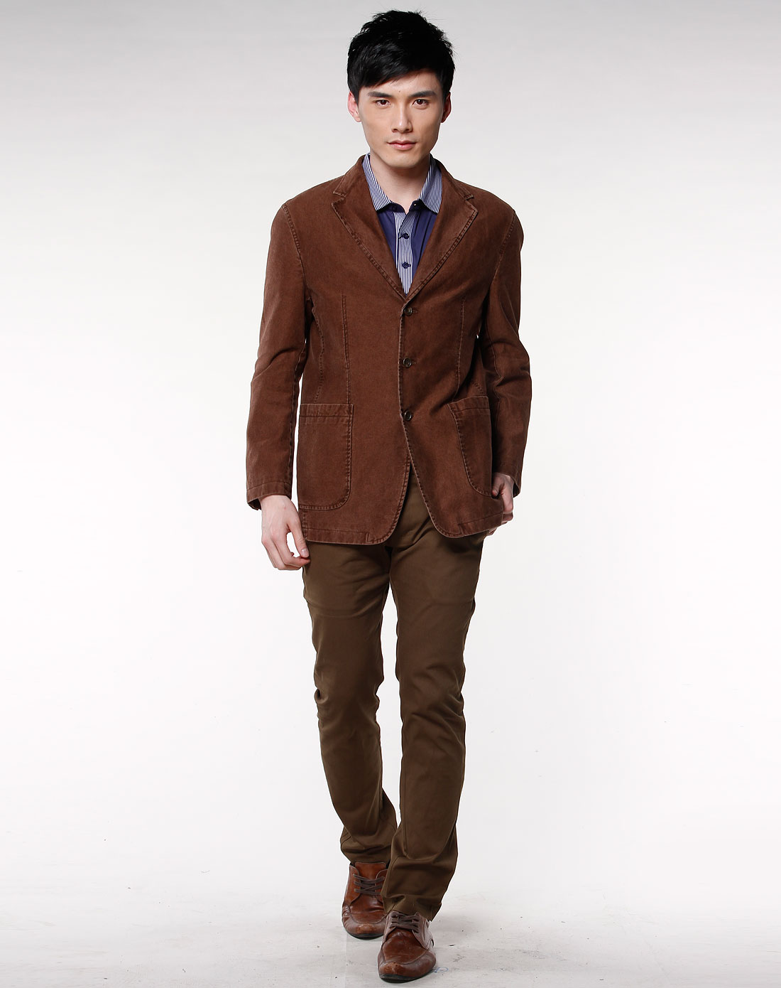 蒙漫侬momanon男款驼色长袖休闲西装