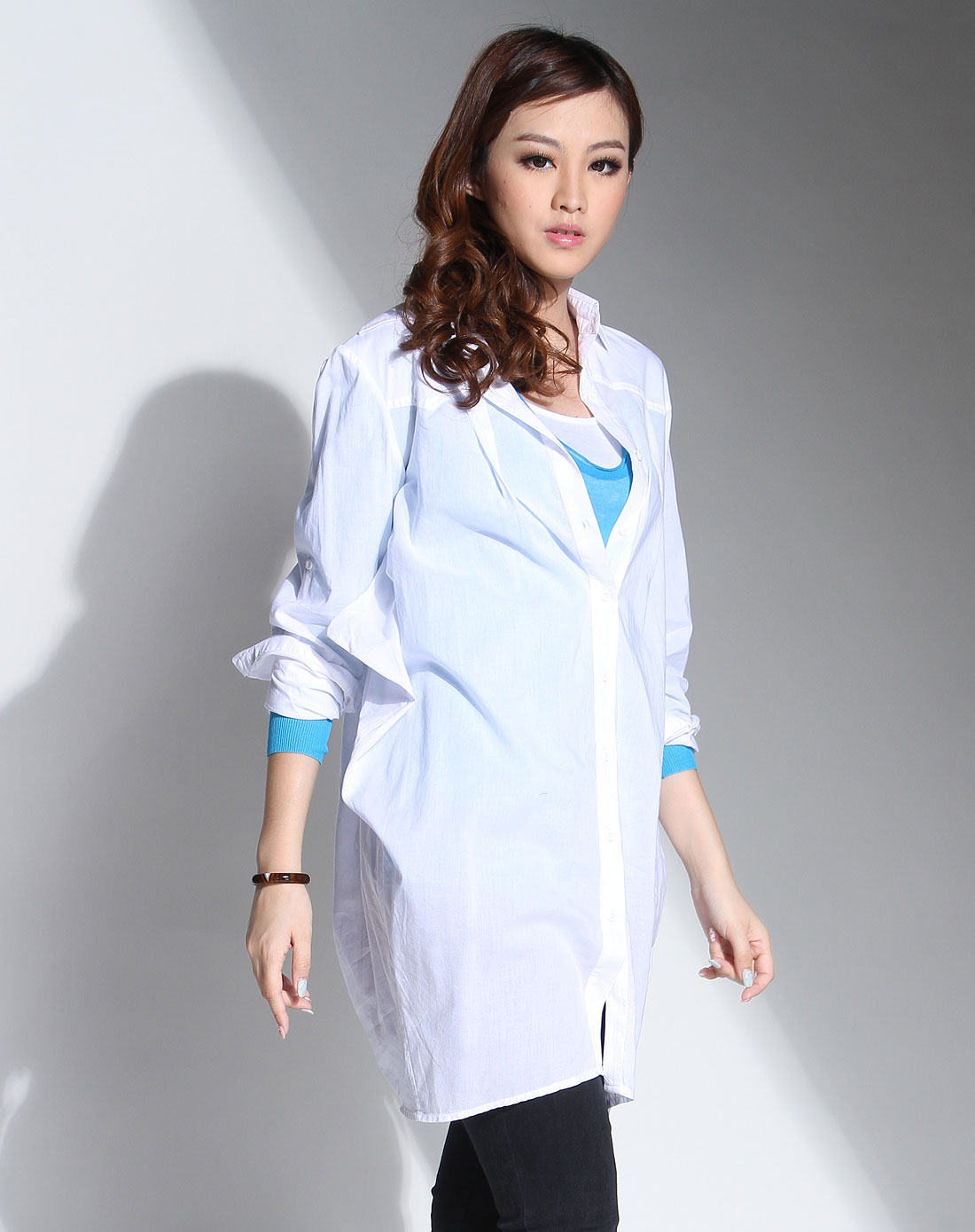 x.y漂白色简约长款长袖衬衫