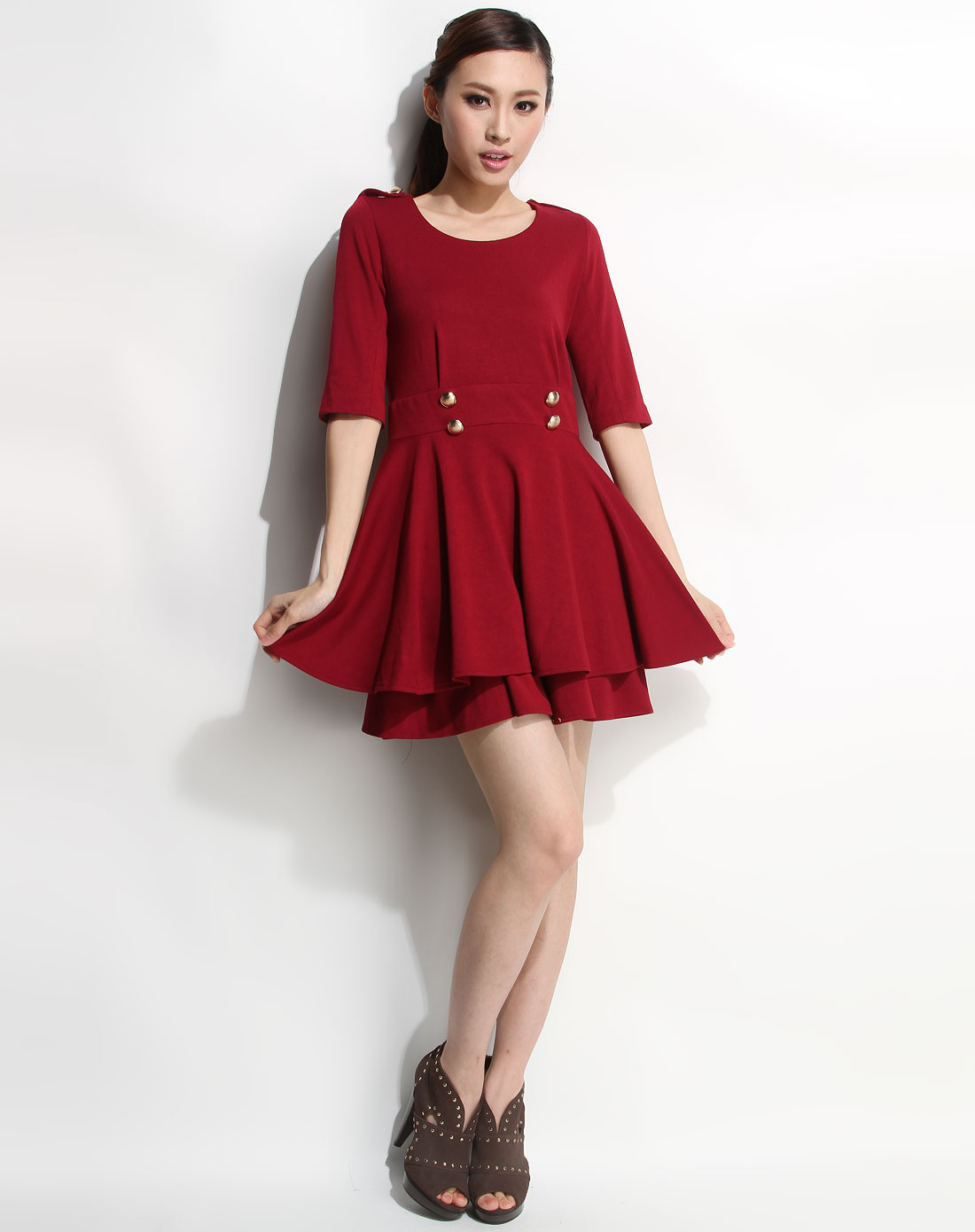 ts女装专场酒红色时尚圆领中袖连衣裙
