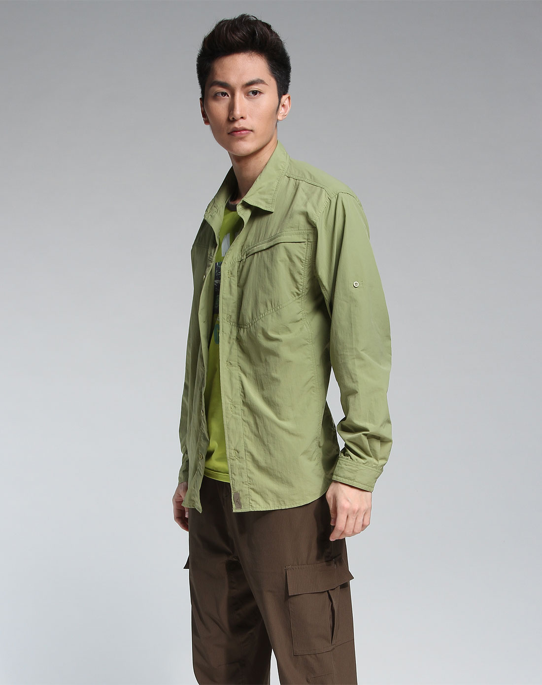 牧高笛mobigarden男女混合专场男款浅军绿色简约时尚长袖衬衫