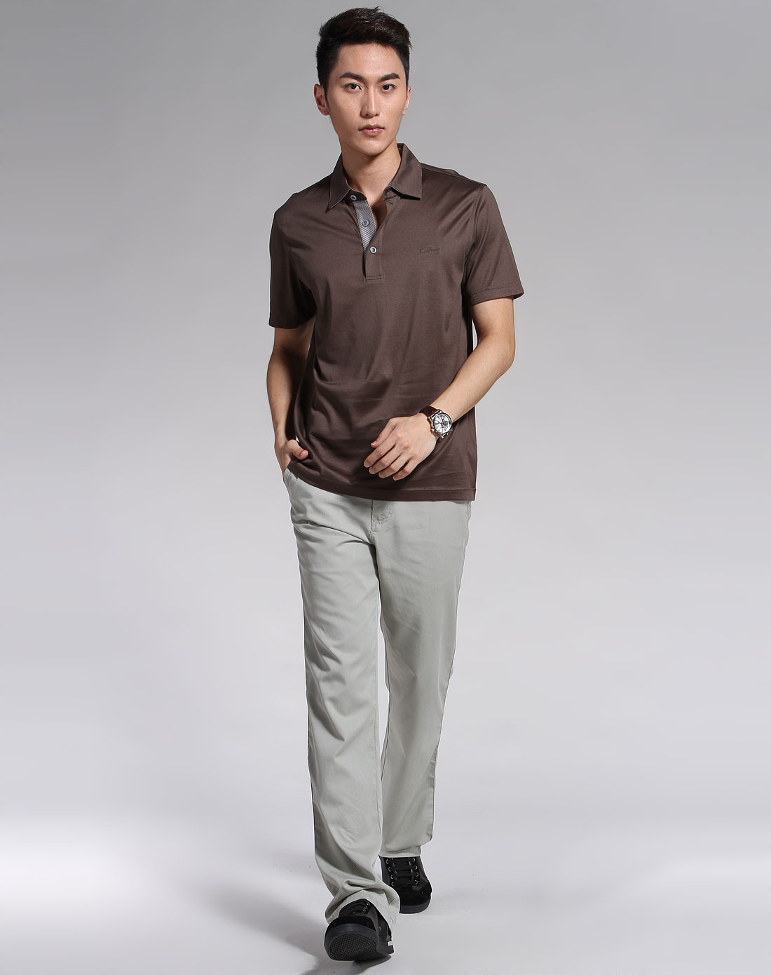 宾度j.benato男装专场军绿色简约短袖t恤