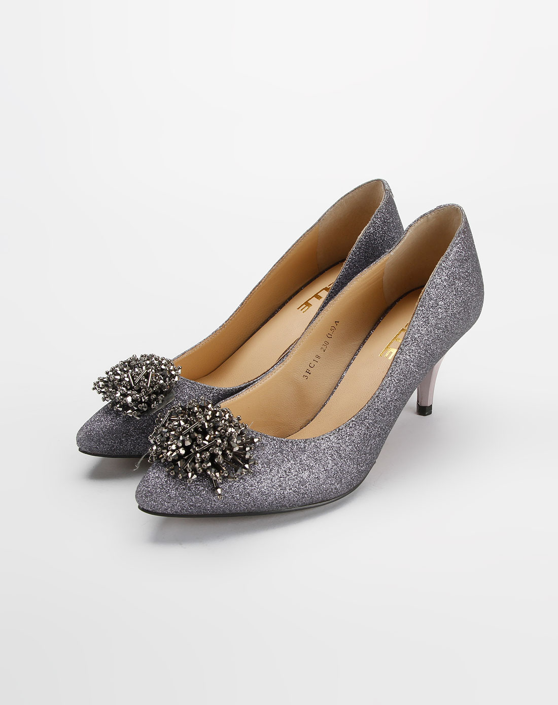 女鞋特惠专场百丽 银灰色亮布皮高跟鞋_唯品会名牌时尚折扣网