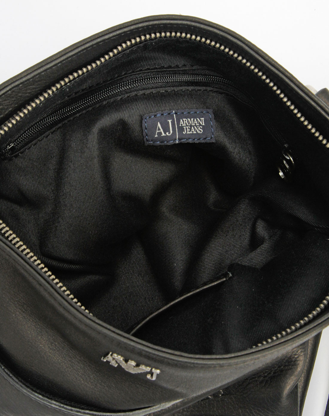 阿玛尼aj 中性黑色斜挎包