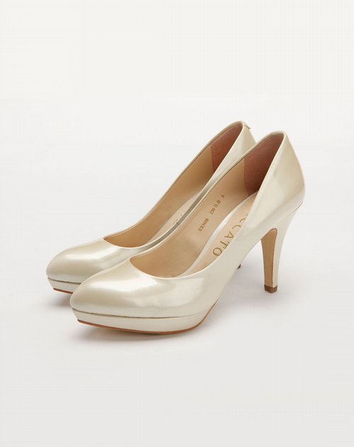 女鞋库存专场思加图staccato 米白色牛皮时尚高跟鞋