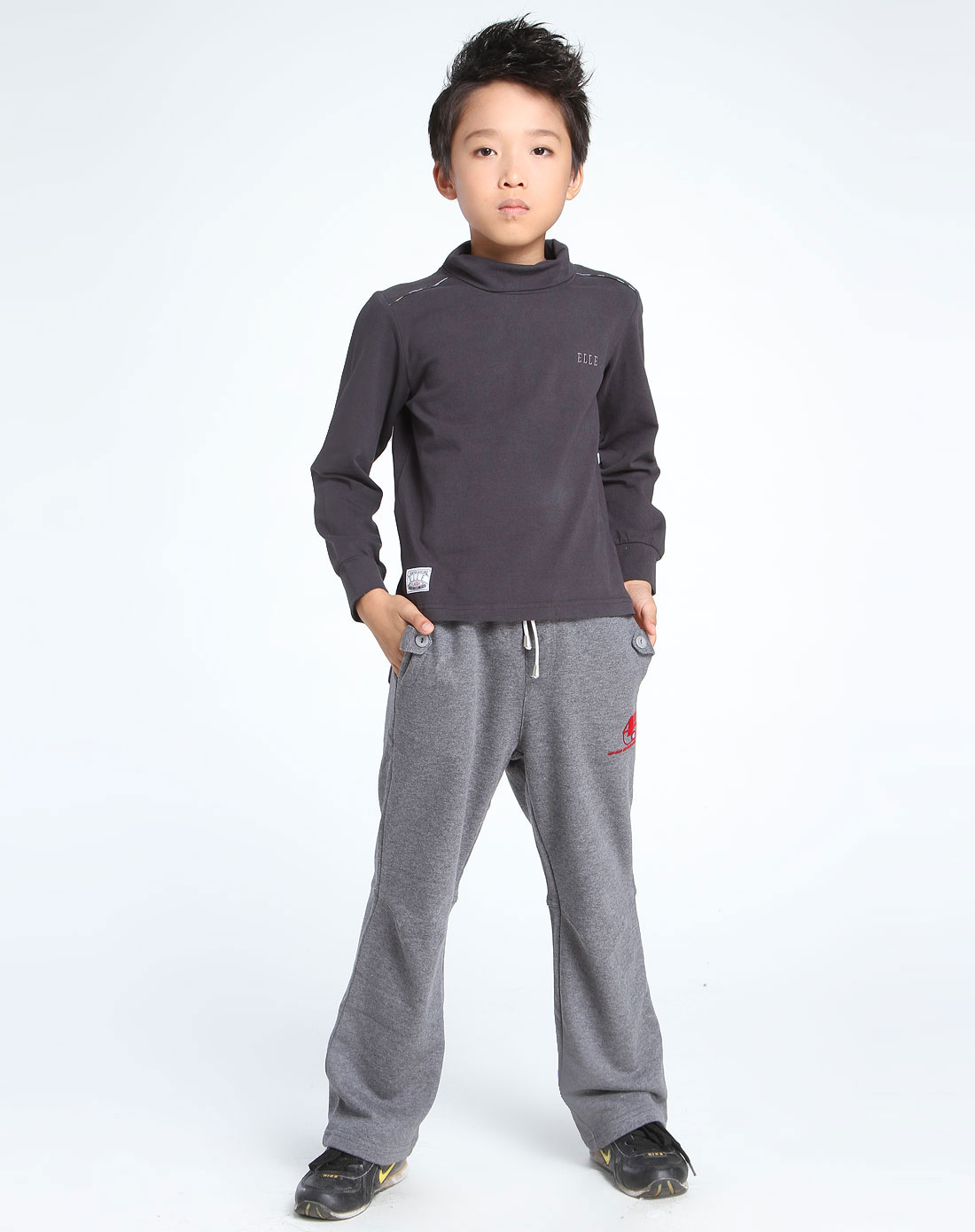 艾乐elle男女童混合专场男童深铁灰色百搭长袖上衣