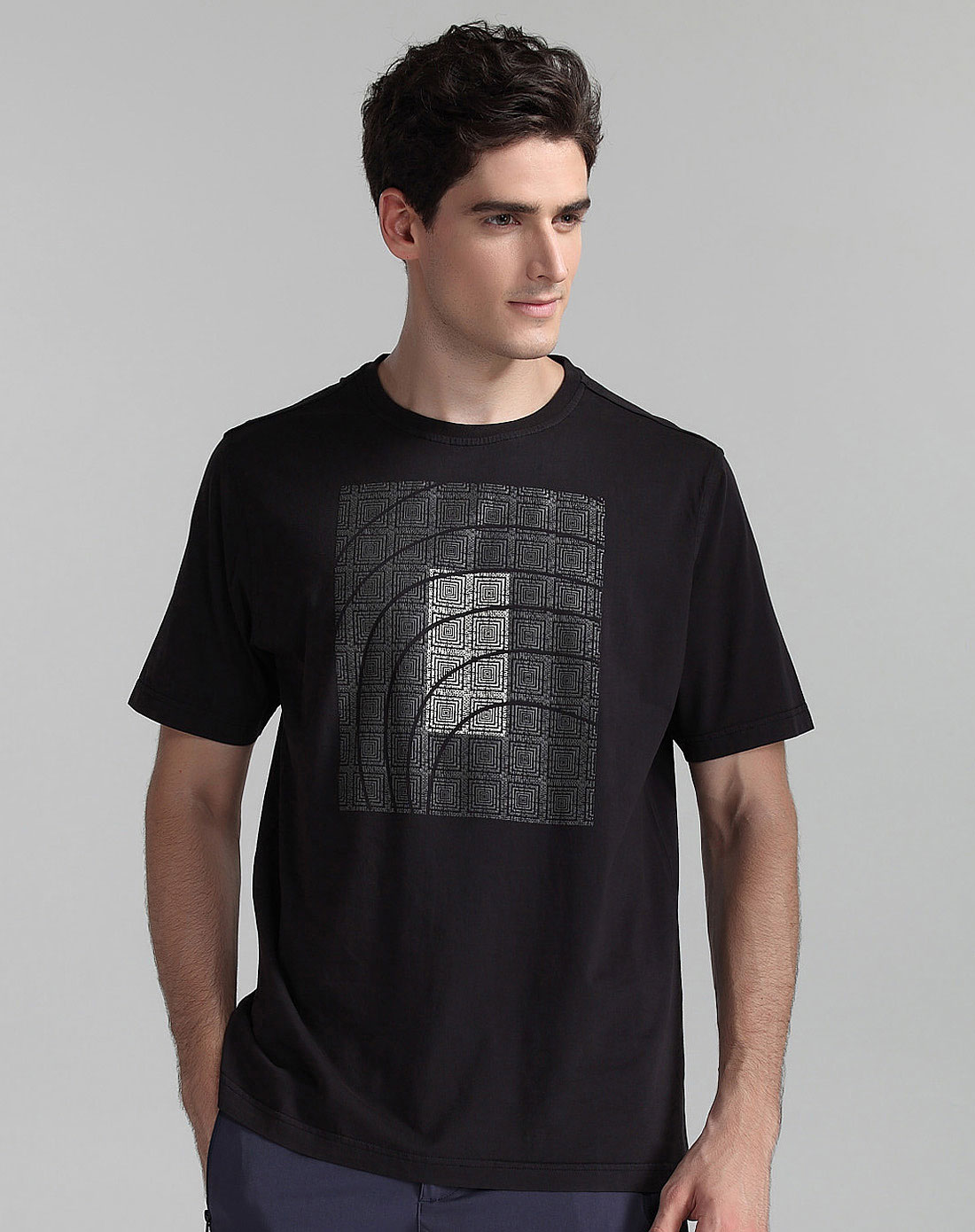 [ 美国第一户外 ] 男款黑色短袖t恤