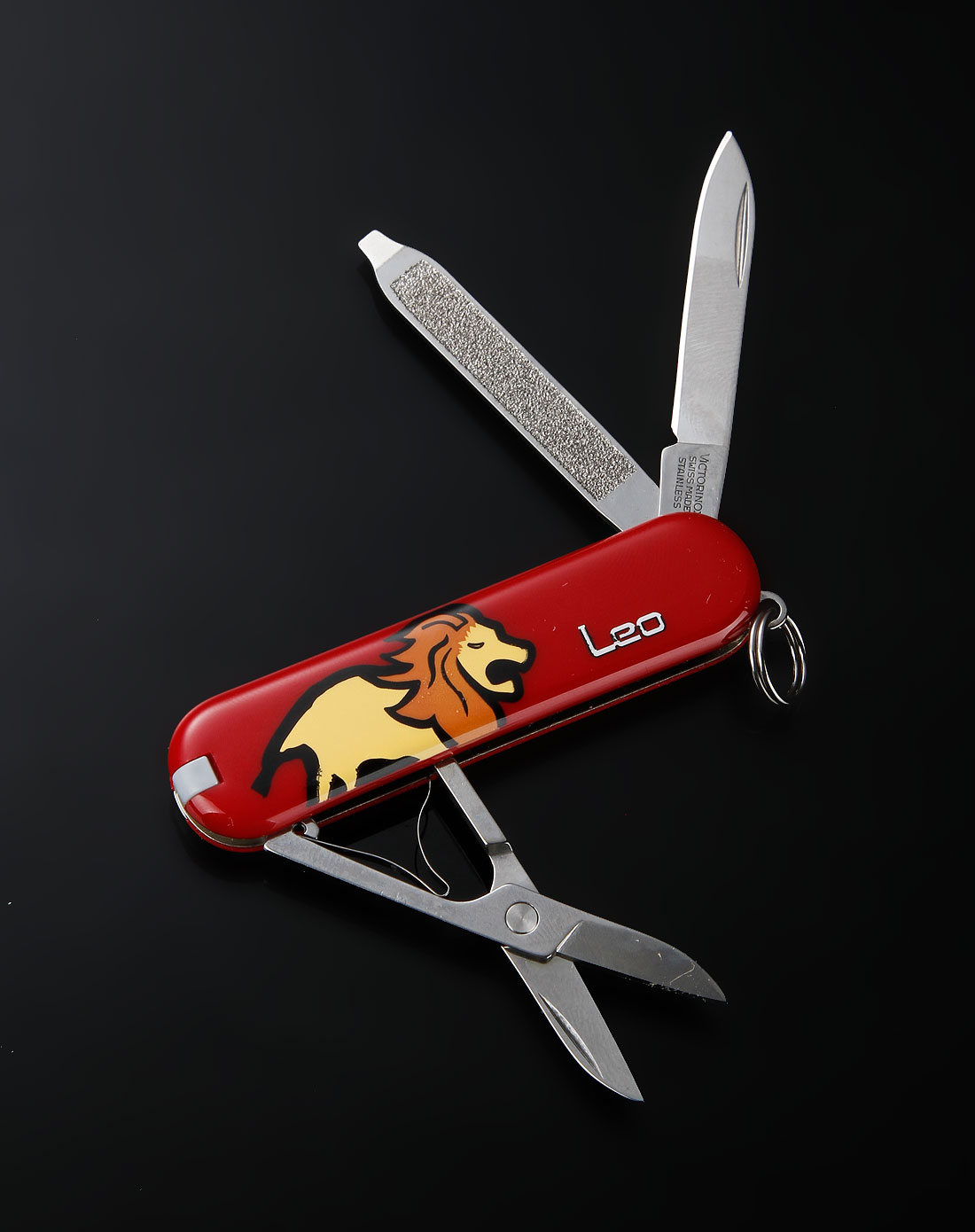 卢塞恩狮子瑞士军刀图片