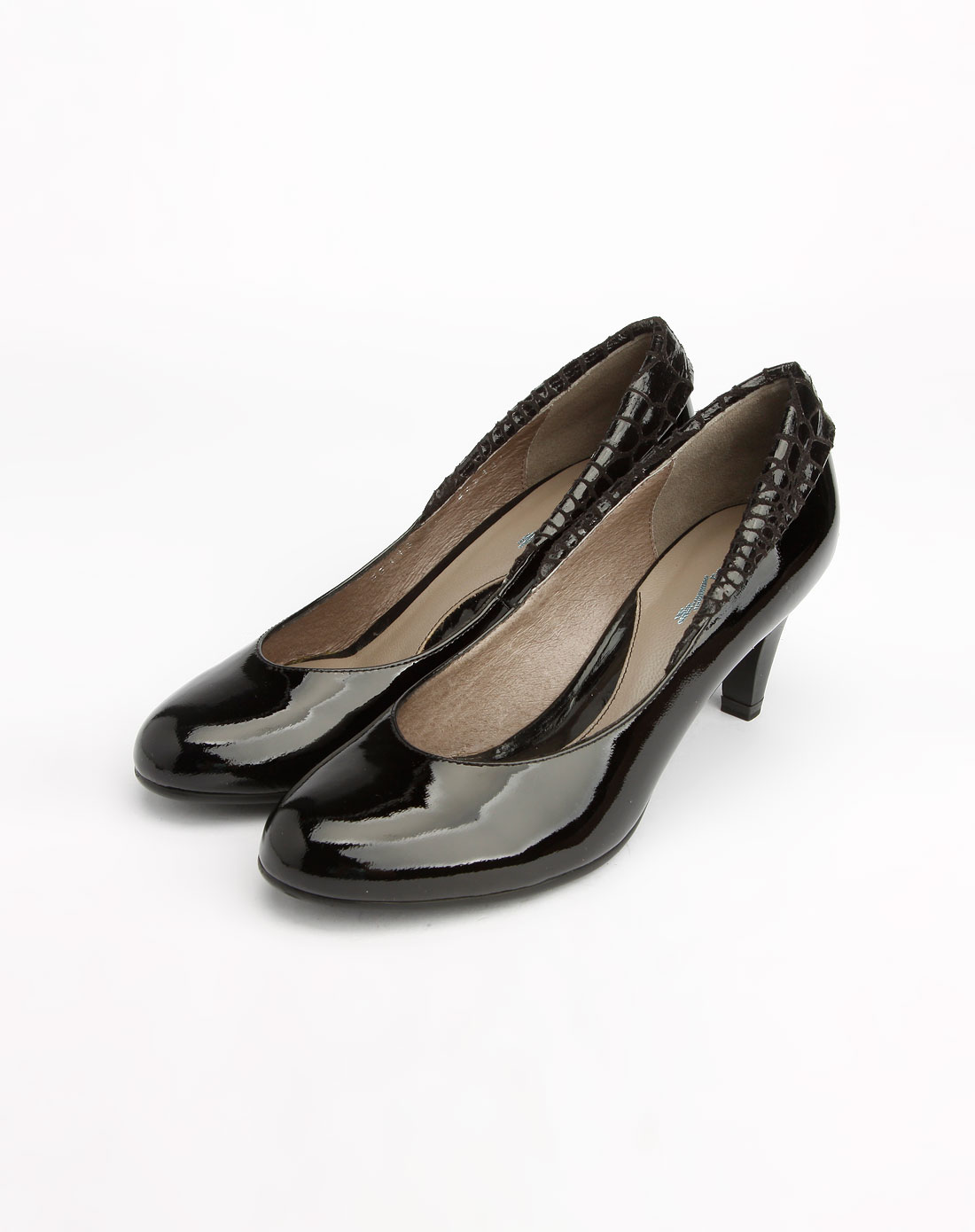 莱尔斯丹le saunda黑色光面后跟反皮高跟鞋