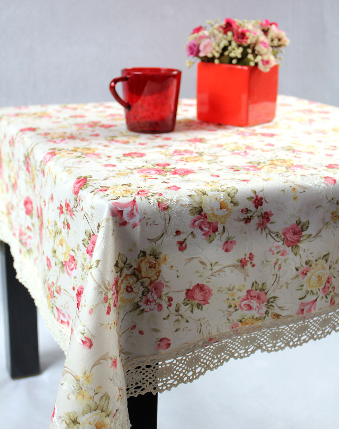 田园花桌布0.9米*0.9米