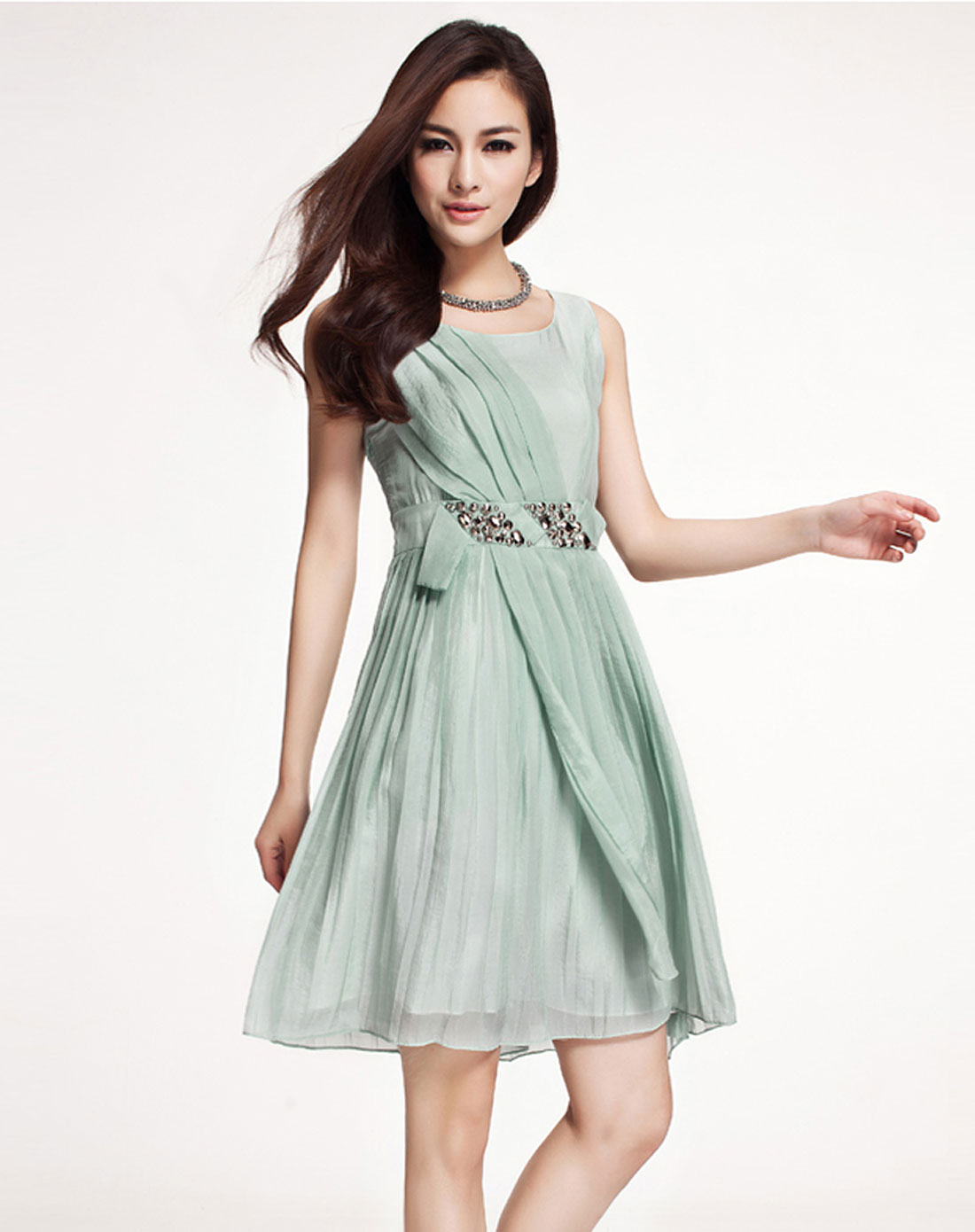 秋水伊人女装专场灰绿色优雅无袖连衣裙