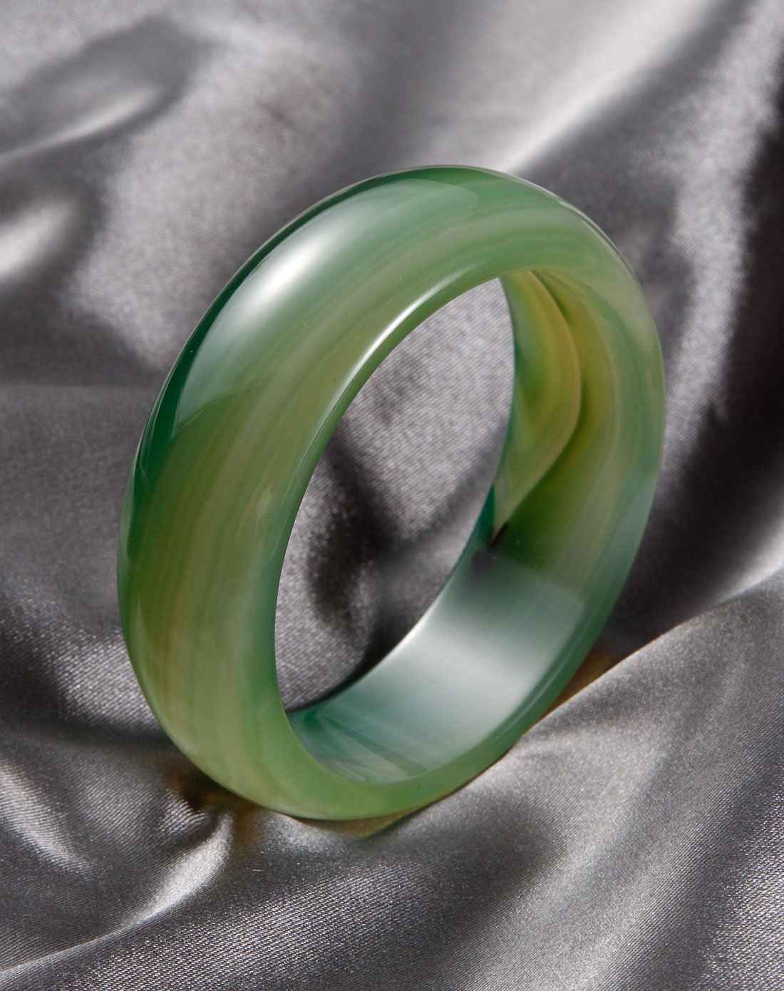 绿色玛瑙手镯【加宽】