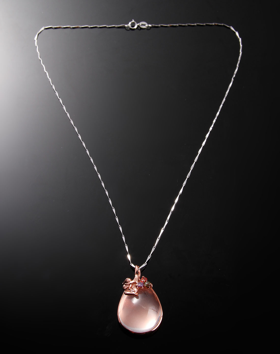 粉红色水滴形天然粉晶吊坠项链
