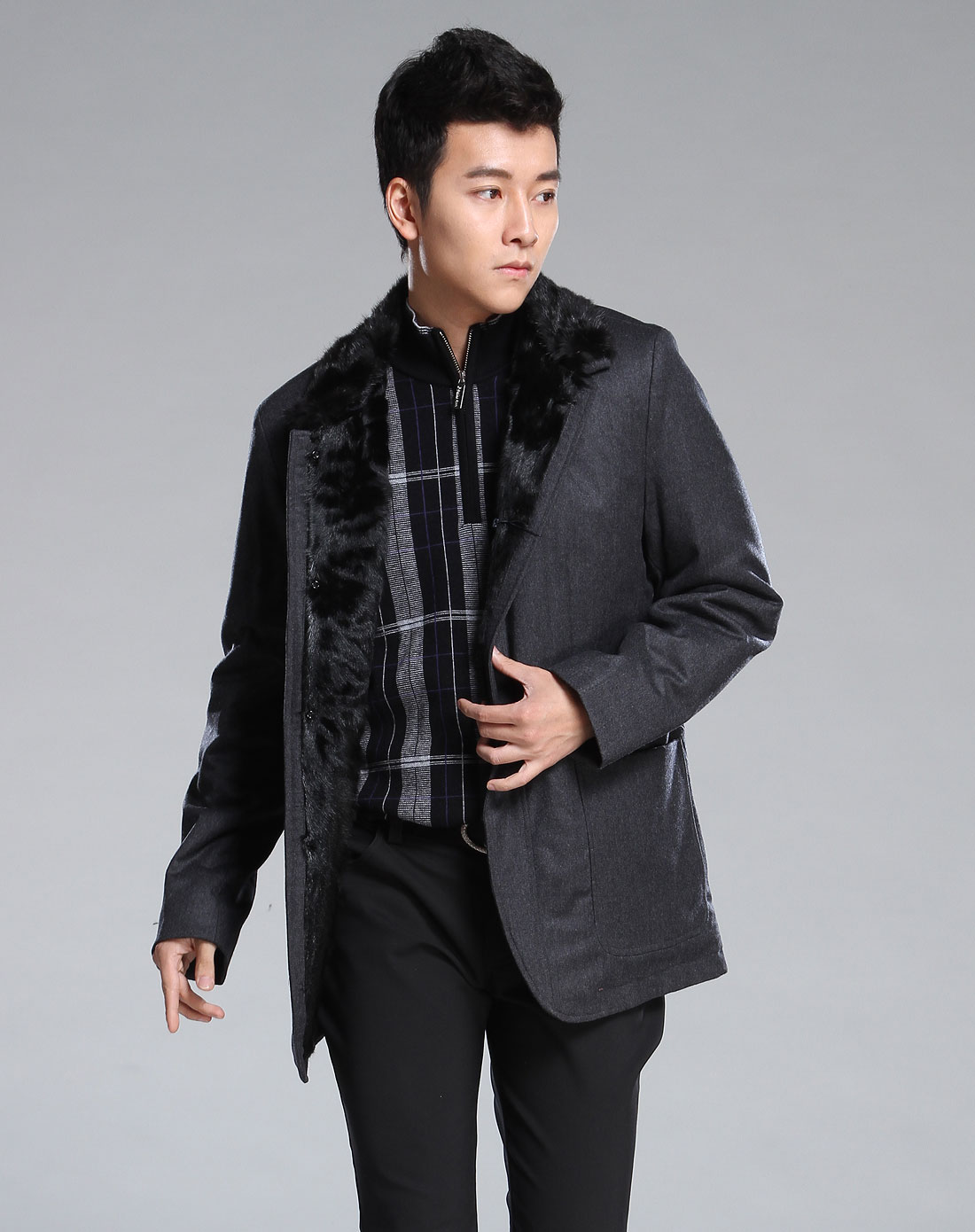 金利来goldlion-sport男装专场-黑灰色毛领开襟休闲长袖尼克服