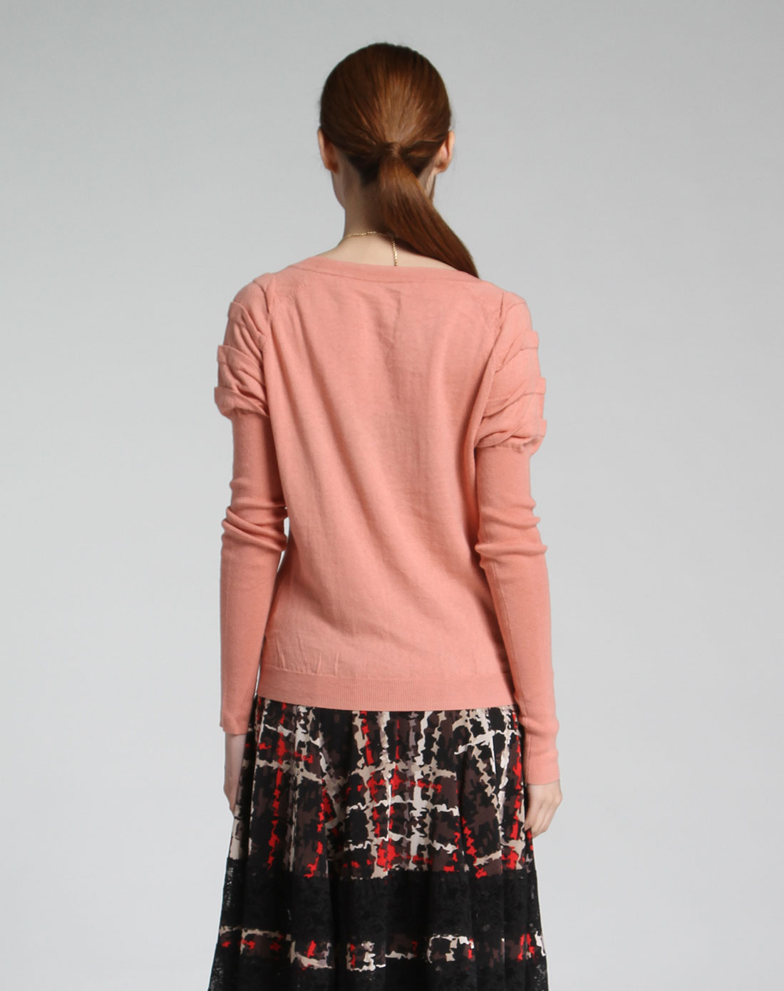 暗粉色时尚修身长袖针织衫