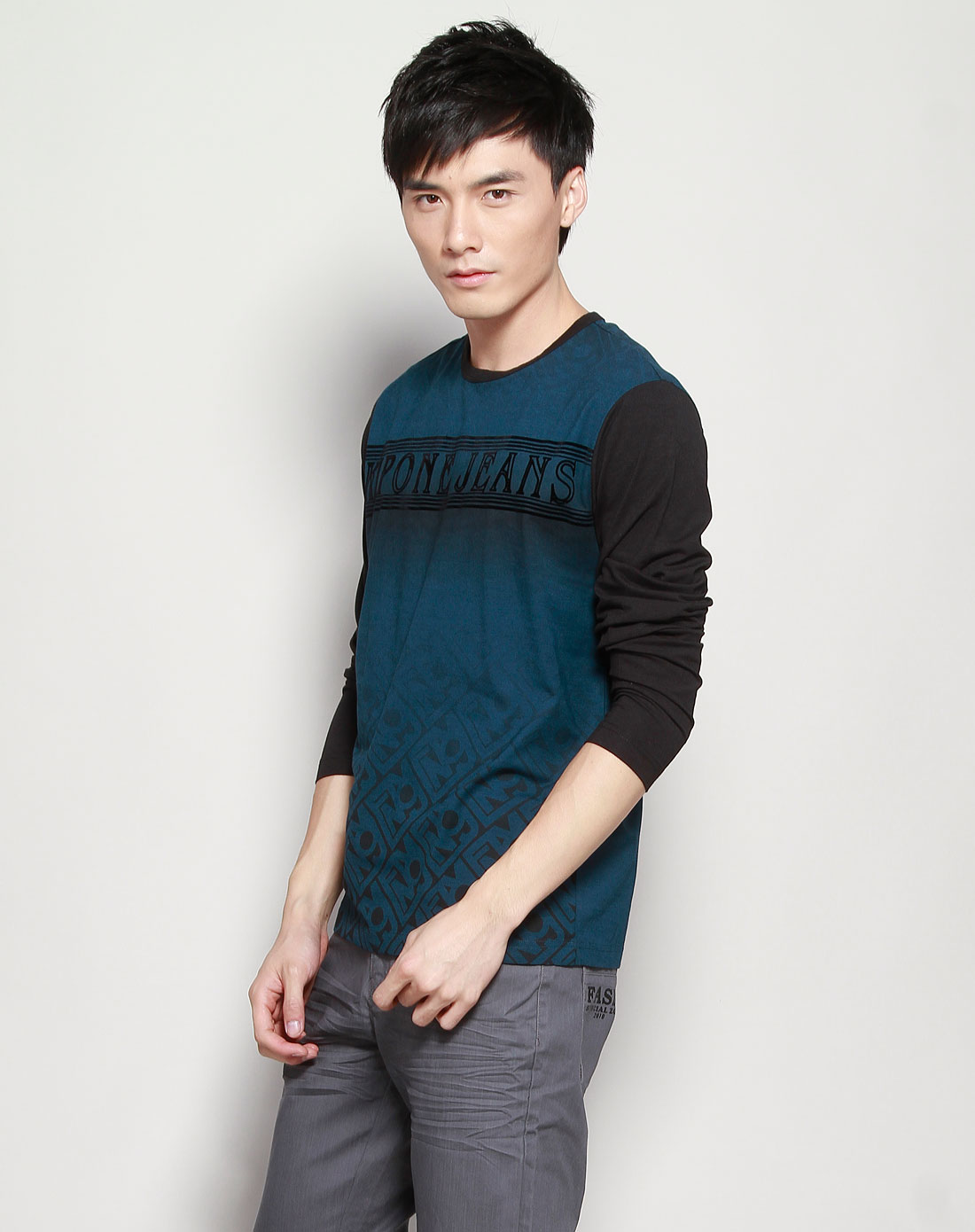 旗牌王kipone男装深海蓝色圆领拼接长袖t恤