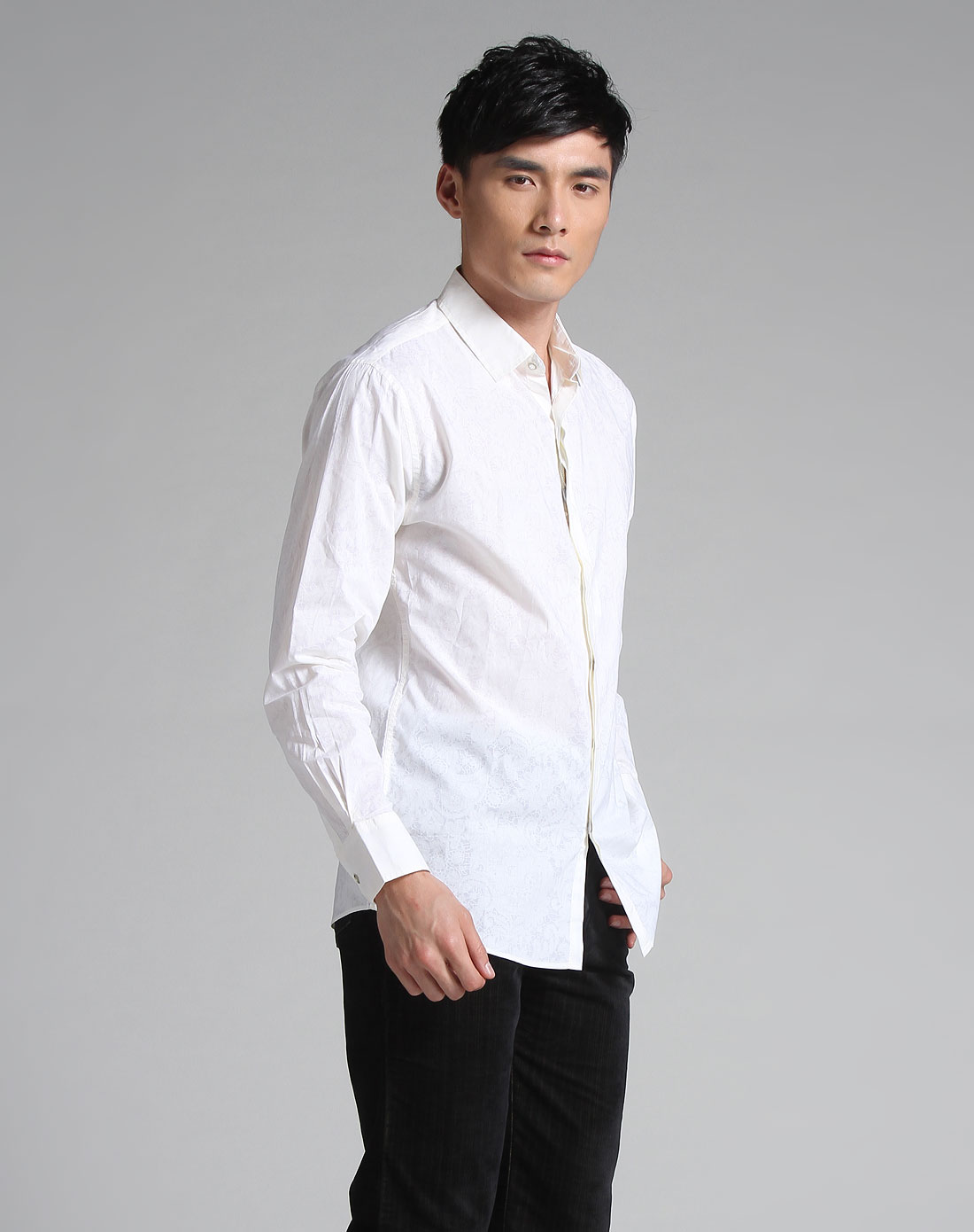 [ 法派 ] 米色暗花休闲长袖衬衫