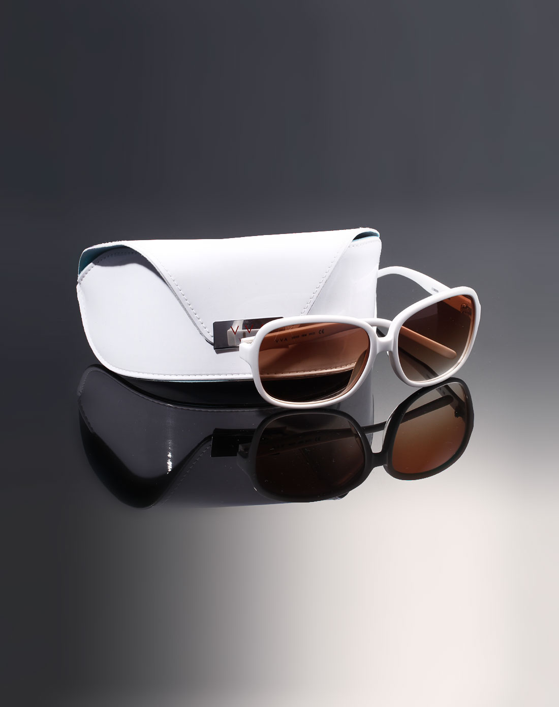vva(vinavina)白色时尚太阳眼镜